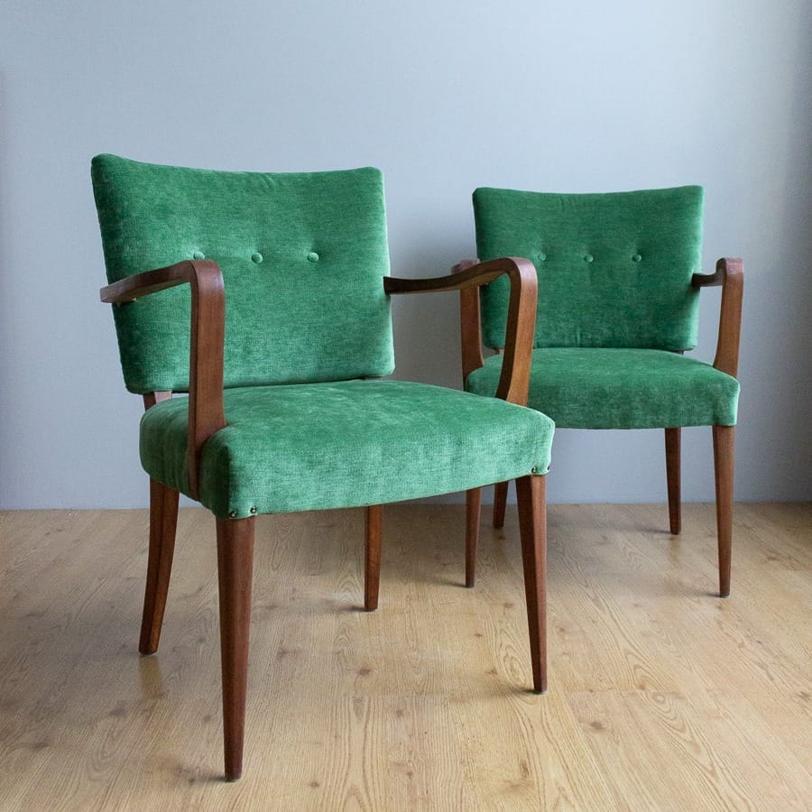 Karmstolar i teak featured image